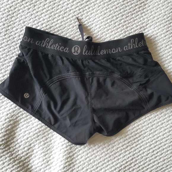Lululemon Speed Shorts - Picture 2 of 2